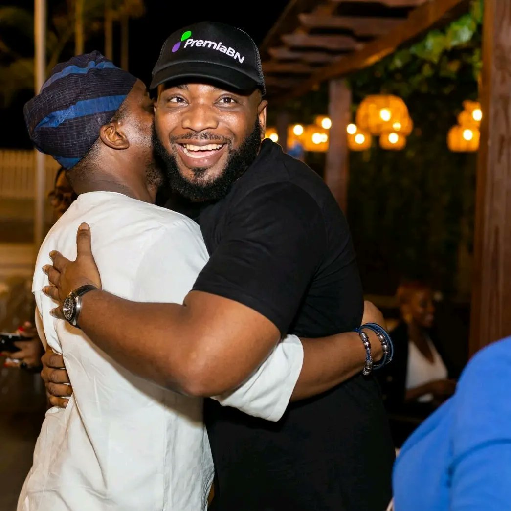 PremiaBN's tweet photo. The PBN meet up last month showed that sometimes the most effective way to connect with people is through a warm embrace. We were grateful for the memories and the sense of community that we shared. Hugs speak louder than words! ๐ค #PBNmeetup #communitylove #hugsforall https://t.co/gdxOPhjxkk