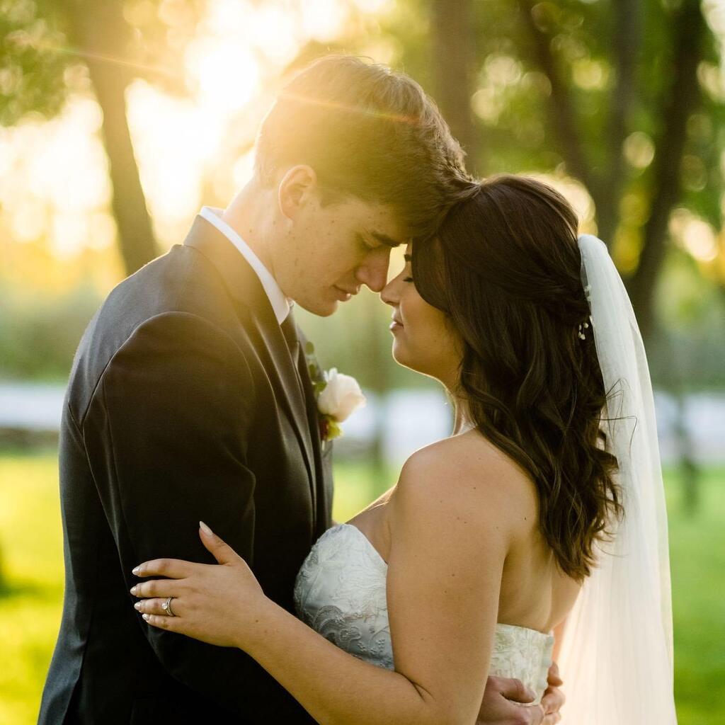 UnionEleven's tweet photo. Emma and Nick’s @stonefields_estate wedding is up on the blog! https://t.co/vjPl98EwCy