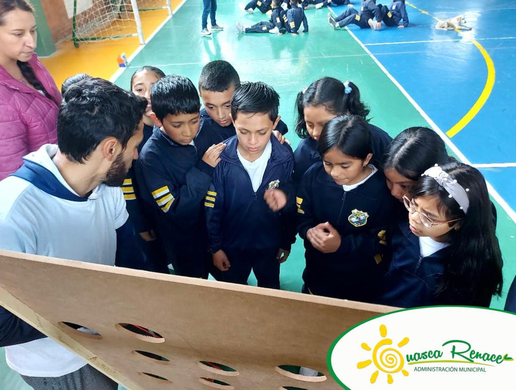 guascarenace's tweet photo. Hoy realizamos desfile de inauguración de la Celebración del mes de la #Niñez y un Festimatch Deportivo con los niños y niñas de las I.E.D. de Guasca, donde resaltamos la integración y el trabajo en equipo.
@juegoyninez
#SúmateJugando #DíadelaNiñez #DíadelNiño #GuascaRenace https://t.co/NebrNVshdP