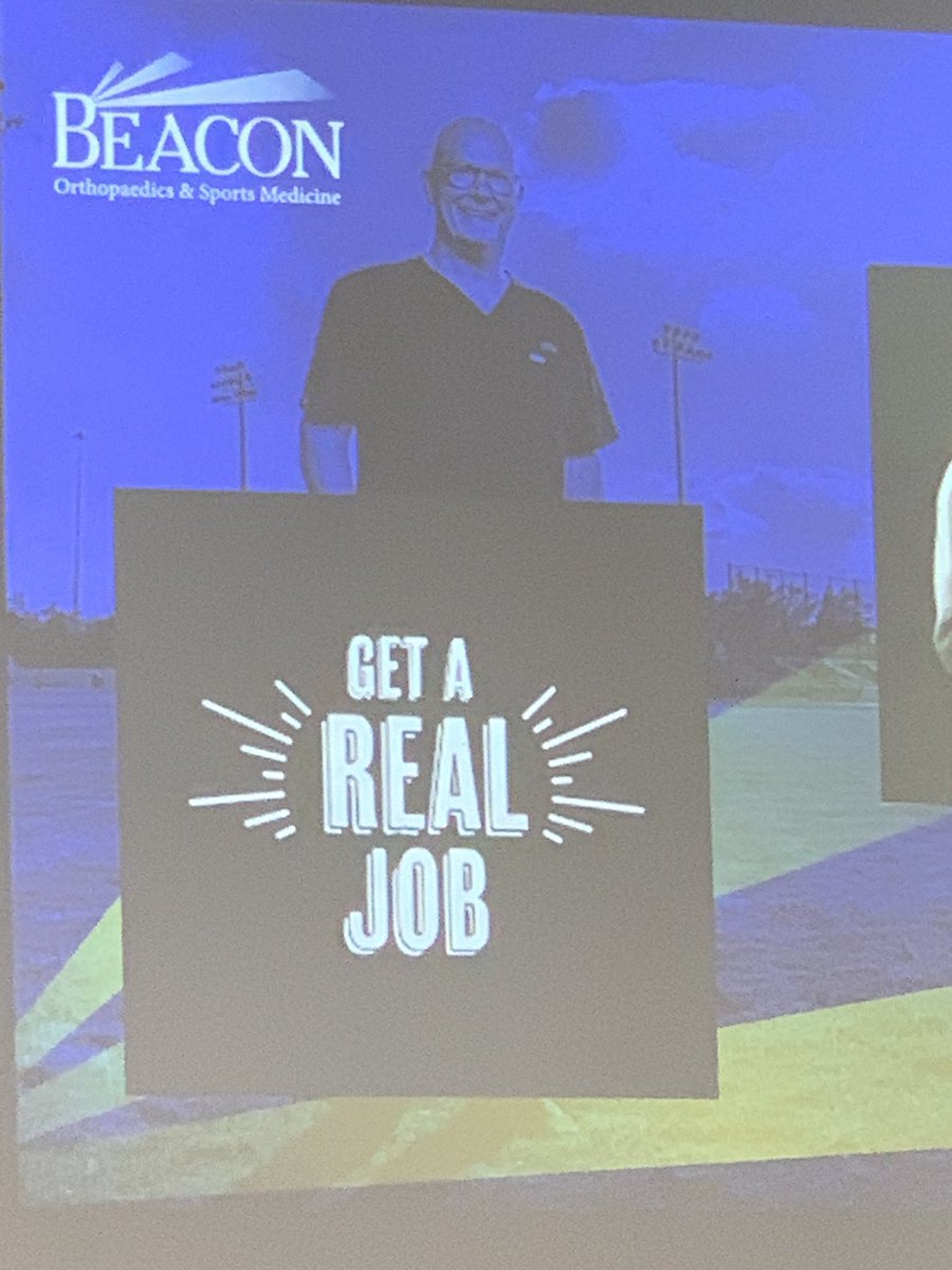 Students had the privilege of interacting with Cincy’s sports Doc Tim Kremchek today in the final Career Connections of 22-23. He shared his personal journey and insights into the mindset that creates success. Thanks so much @BeaconOrtho for your partnership! #careerconnections