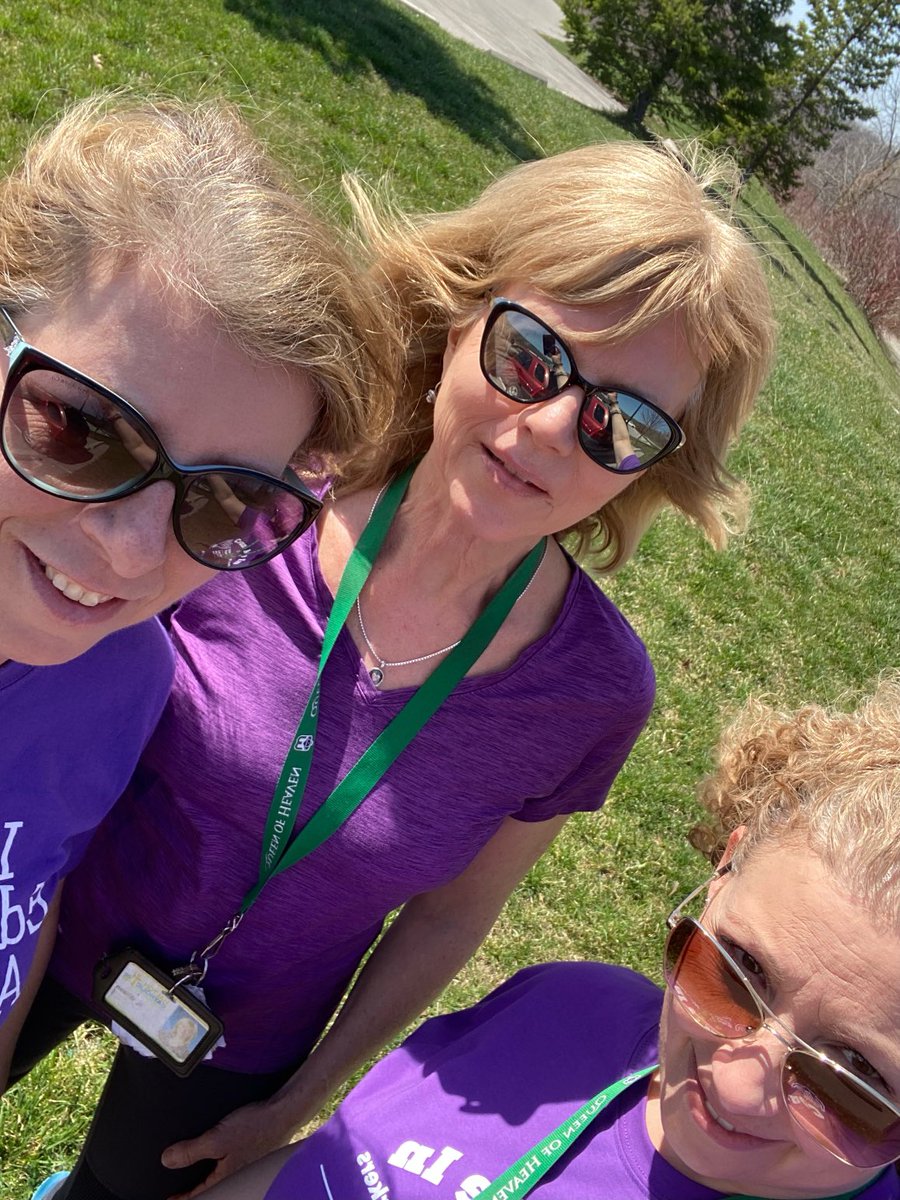 CUPE5200's tweet image. Queen of Heaven staff on Education Worker Wednesday supporting the bargaining team #solidarity #osbcu