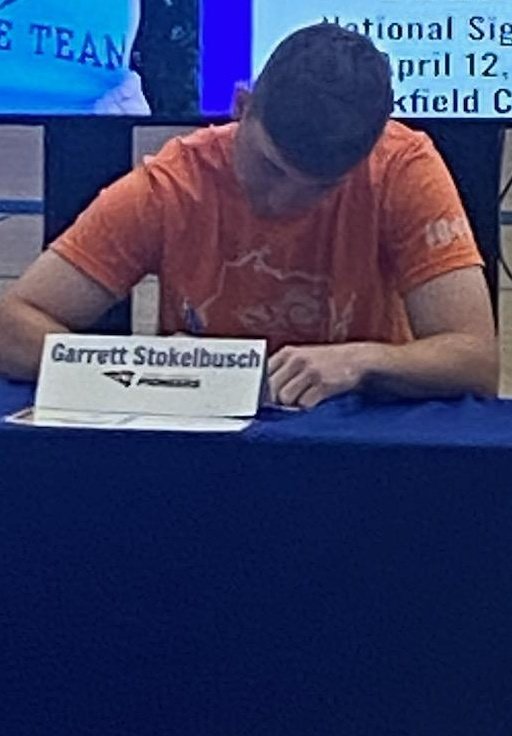 We are so happy and proud Garrett Stokelbusch on Signing Day! Garrett is a passionate student athlete who has a tremendous work ethic. He will be playing golf next year @ Carroll University. He makes everyone around him better because of his commitment to BCGolf. <a href="/BCHSAAD/">BCLancers</a> #BCgolf