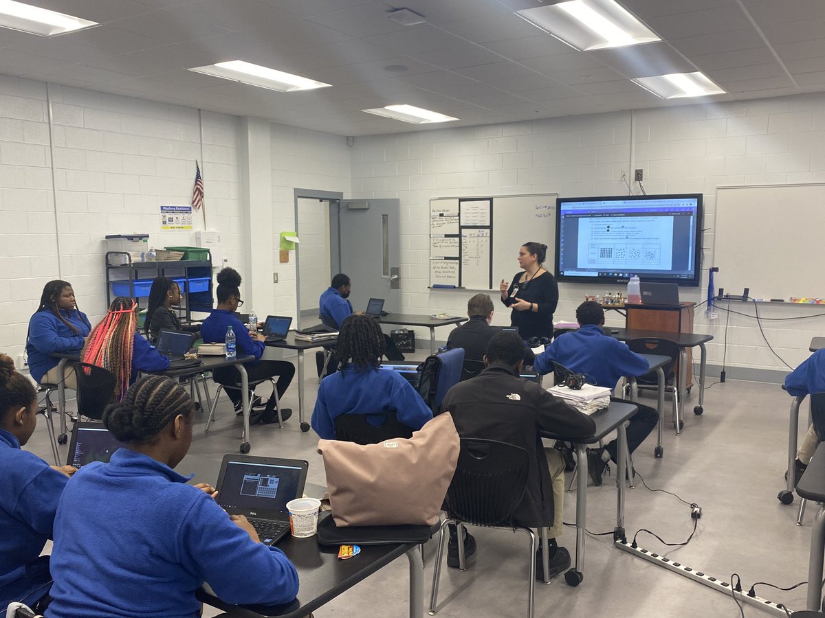 Ms. Bolt’s 8th grade students used Minecraft to demonstrate their understanding of the 4 states of matter! Engagement &amp; student collaboration at its finest! <a href="/Miller_Magnet/">Miller Fine Arts Magnet Middle School</a> <a href="/BibbSchools/">Bibb County Schools</a> <a href="/PlayCraftLearn/">Minecraft Education</a> #built4bibb #edtech