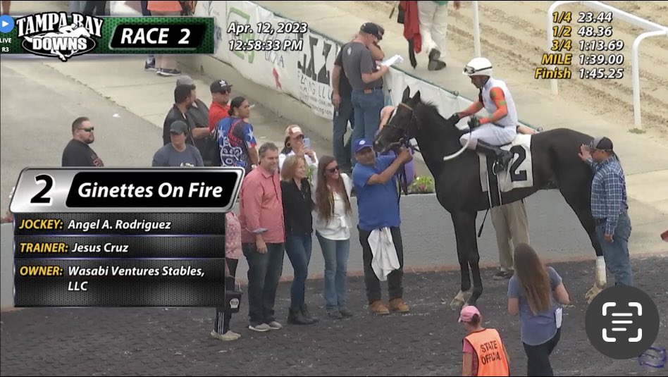 SarahHorsegirl's tweet photo. My girl Ginettes On Fire won Tampa Bay Downs race 2 #Winner #WasabiStables https://t.co/tfH0JWO9HP