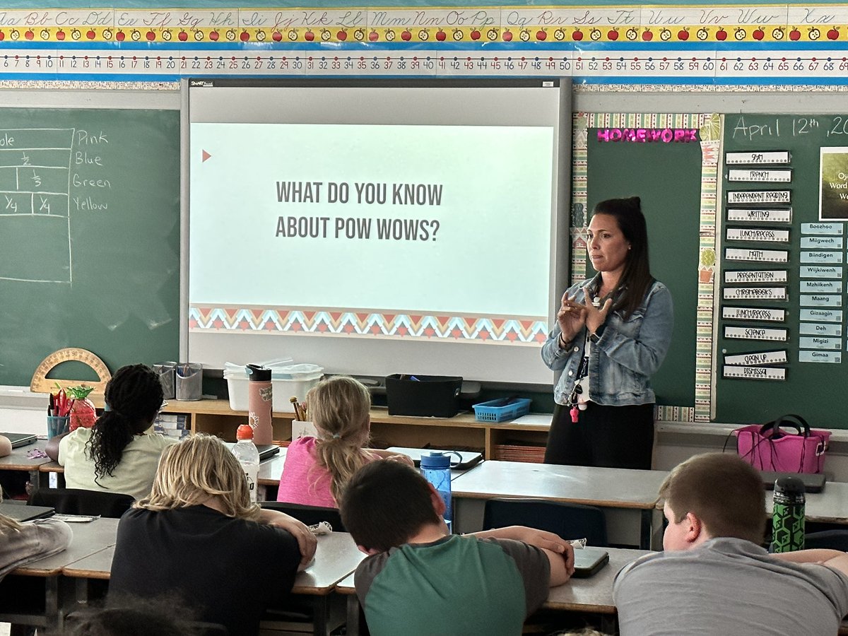 Thankful to have Nicole Gooding at our school today to lead #lunchandlearn time with our staff and to meet with our students to teach us about powwows! #lkdsb <a href="/LKelempro/">LKDSB Elem Program</a>