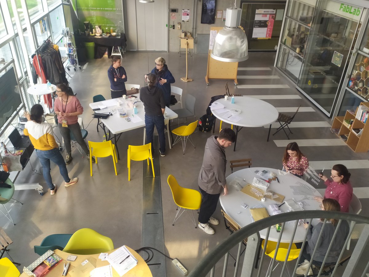 Après des discussions constructives et plein de pistes de développement, on enchaîne pour un nouvel atelier au @TurfuFestival Curieux•ses de découvrir des nouvelles pistes à explorer pour ce projet <a href="/FuncEcolEnv/">Laboratoire Ecologie Fonctionnelle & Environnement</a>
