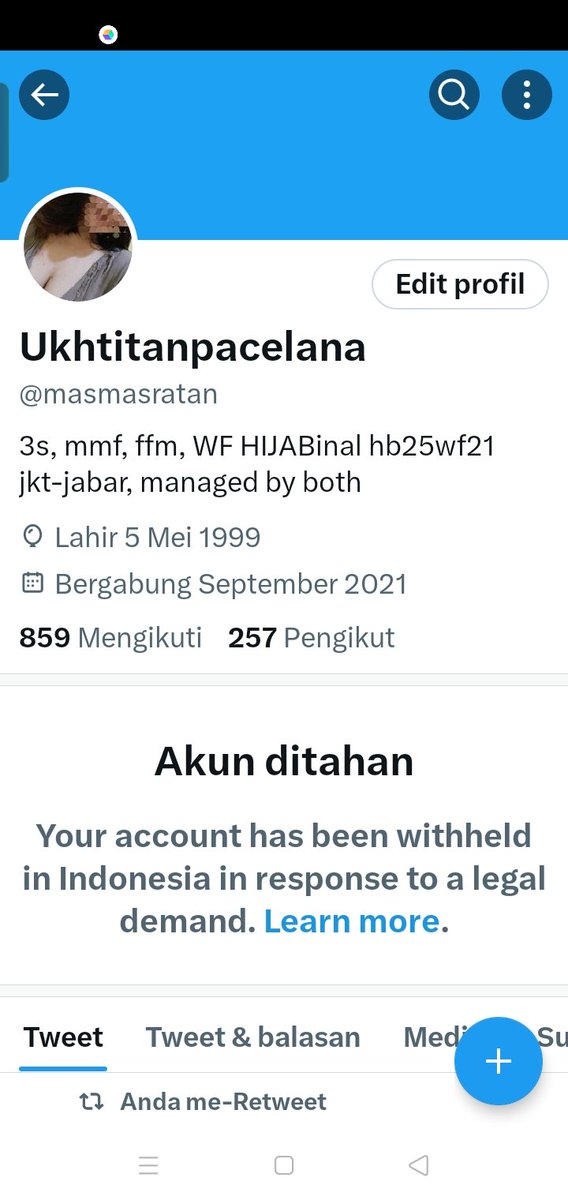 masmasratan's tweet photo. Biar akun gak di tahan gimana ya? Padahal udah ku hapus hapusin foto yang pantas 🙁 https://t.co/nR4gSSjyZc