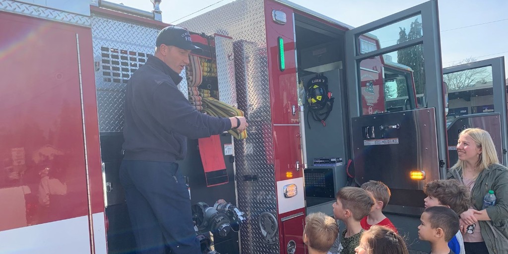 Clackamas Fire tweet media