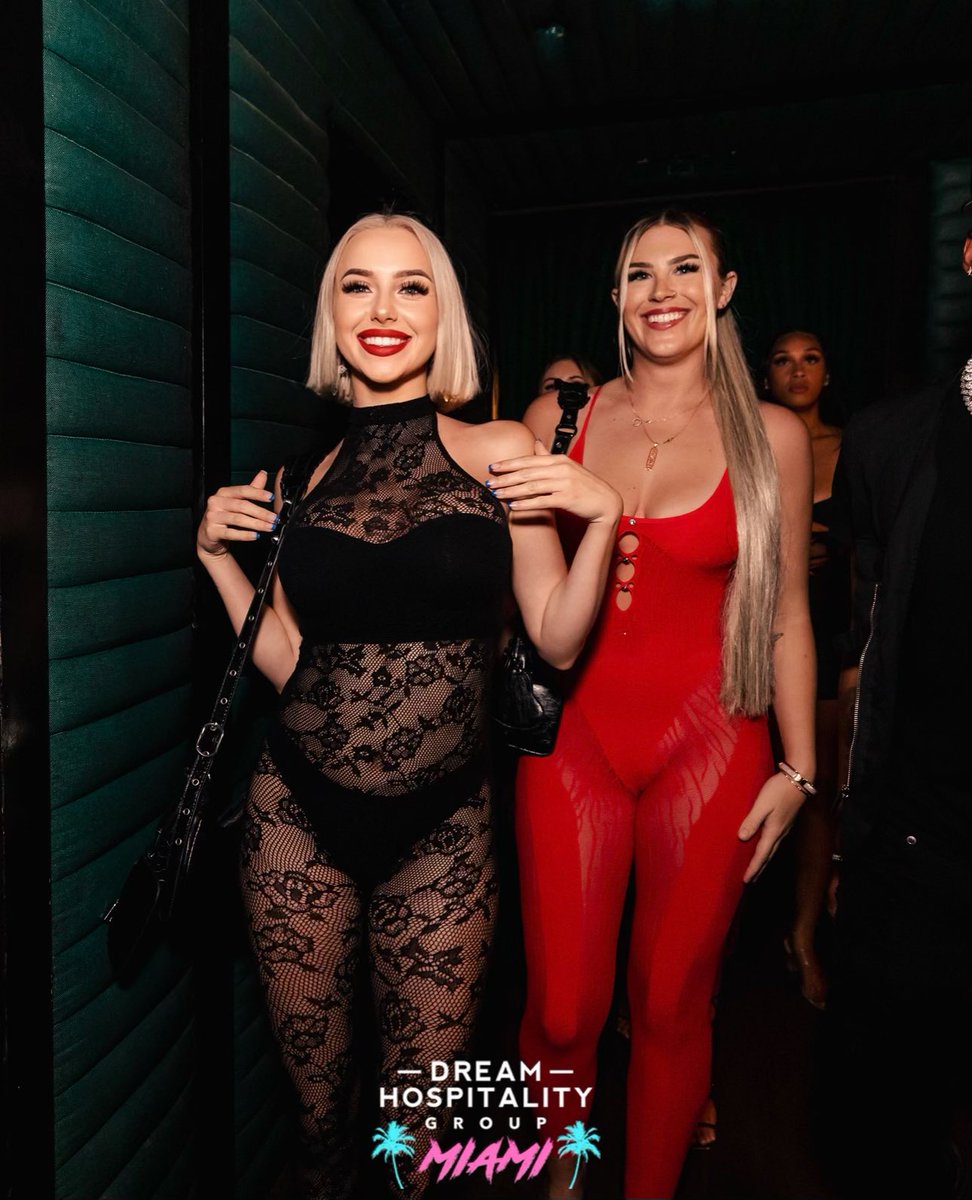 xskymeadows's tweet photo. 🖤❤️

#fyp #blonde #babes #partytime #pose #fun #explore #onlyfans https://t.co/jLrYCgSo23