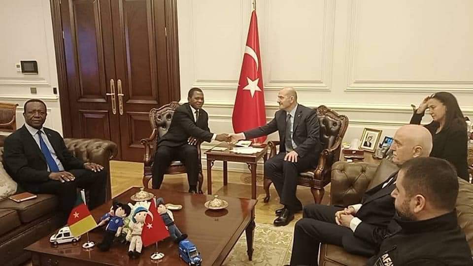 TheCameroonianZ's tweet photo. Le #Cameroon offre un million de dollars à la Turquie (environ 602 millions de FCFA) #TurkeyEarthquake https://t.co/XtVQKcOTRV