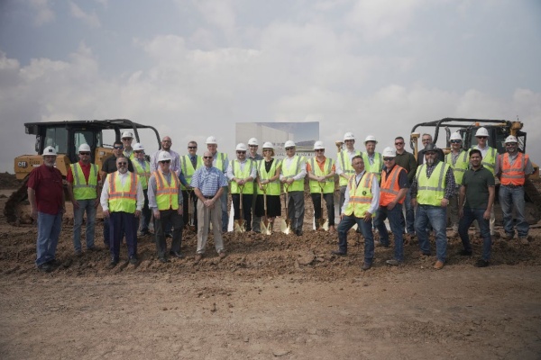 PortalPortuario's tweet photo. Construyen planta empacadora en terrenos de Port Houston - https://t.co/3G8CfJXydu #PortHouston #Packwell https://t.co/eHCRG6LfOz