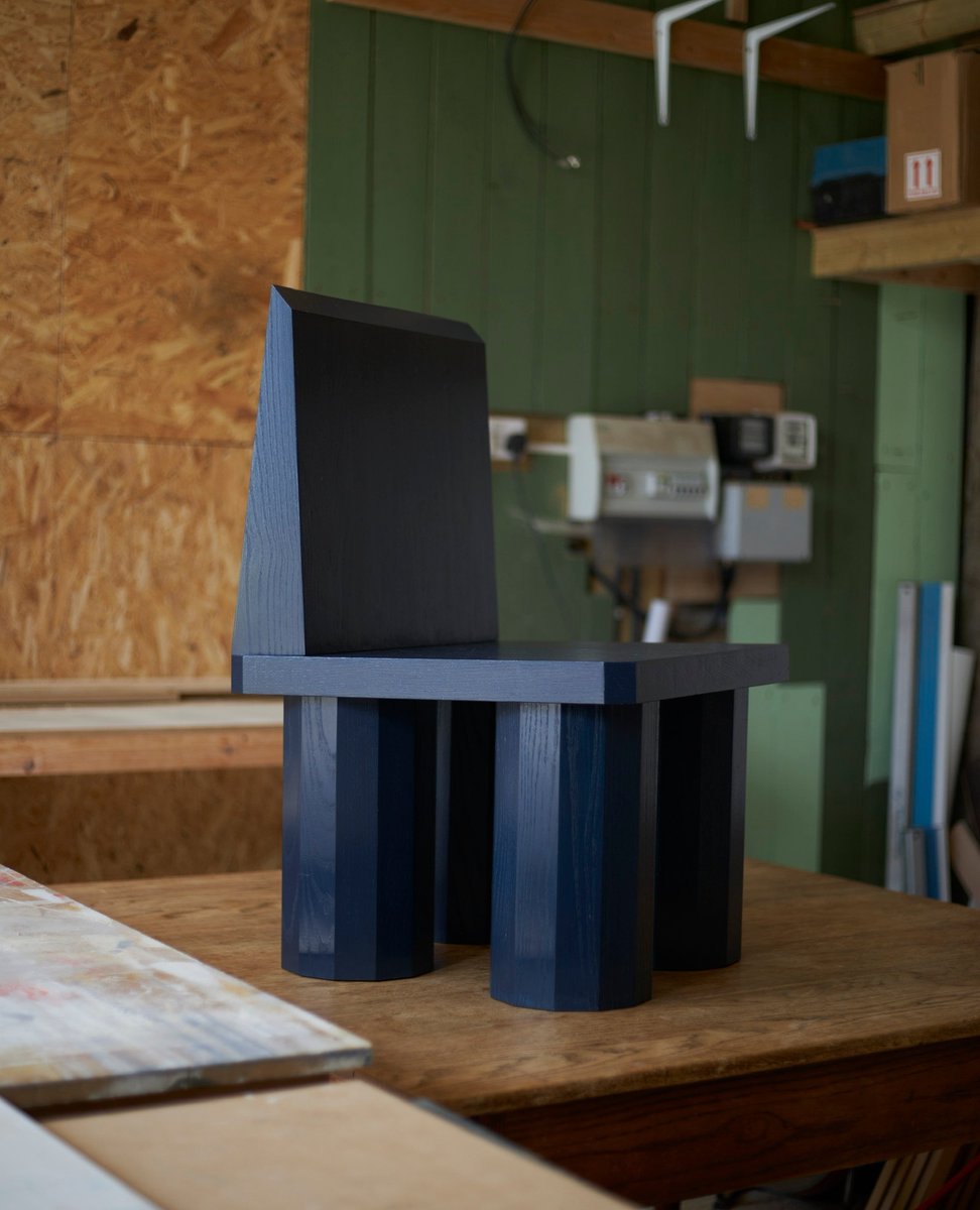 ahec_europe's tweet photo. Designer and maker Dharma Taylor presents new furniture work using American ash.⁠
⁠
Discover more about the material https://t.co/IUuMGHDSpo https://t.co/vDCr00mmYt
