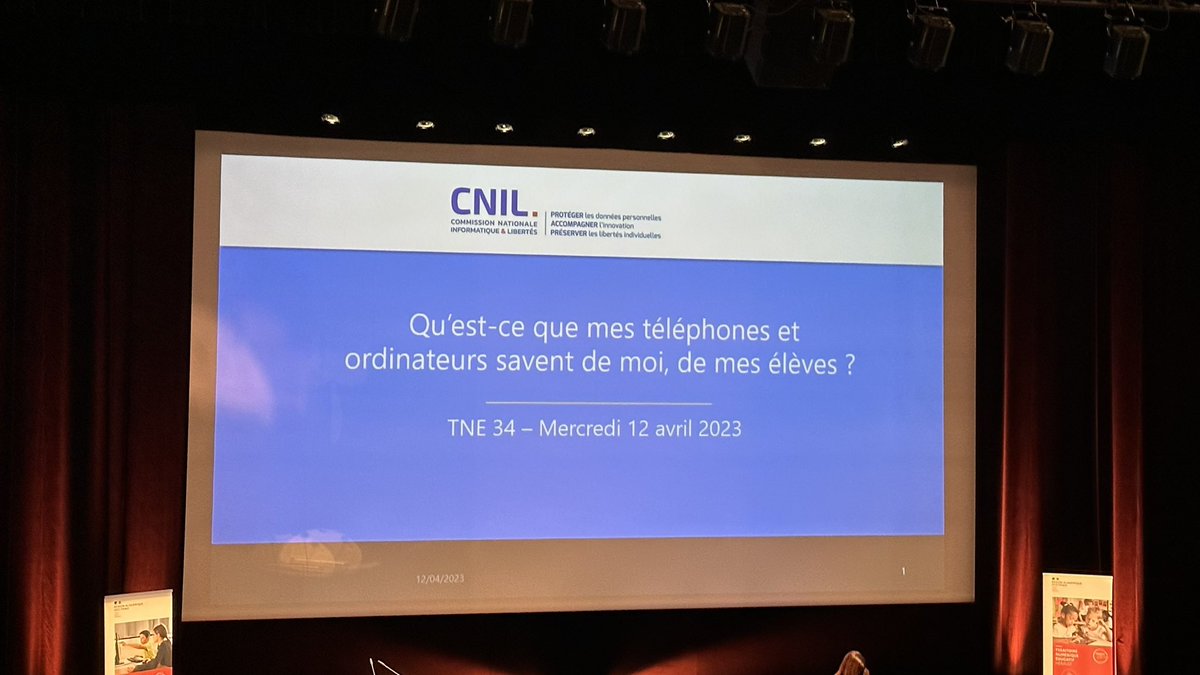gbonzoms's tweet photo. Intervention de Jennifer Elbaz de la @CNIL à #CapNum2 #TNE34.
« Qu’est-ce que mon téléphone et mon ordinateur savent de moi, et de mes élèves ? » https://t.co/sYaw2HHv6l