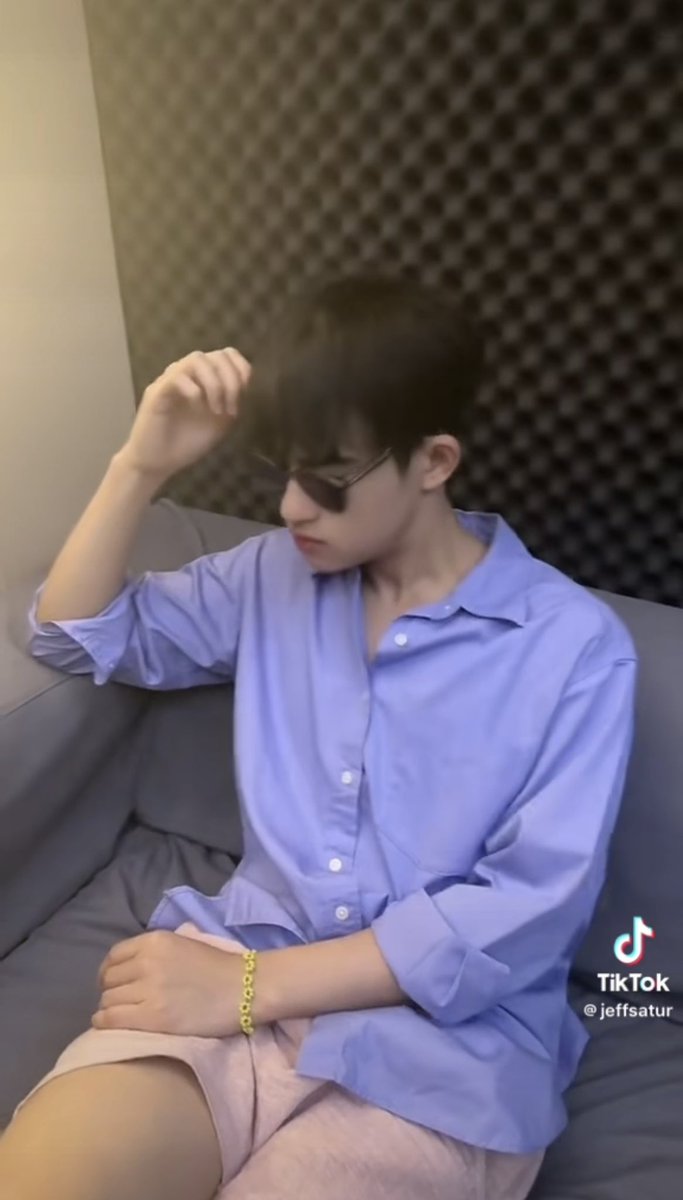 𝘔𝘦𝘮𝘰𝘳𝘺✿ ┊🌱✨˚ tweet media