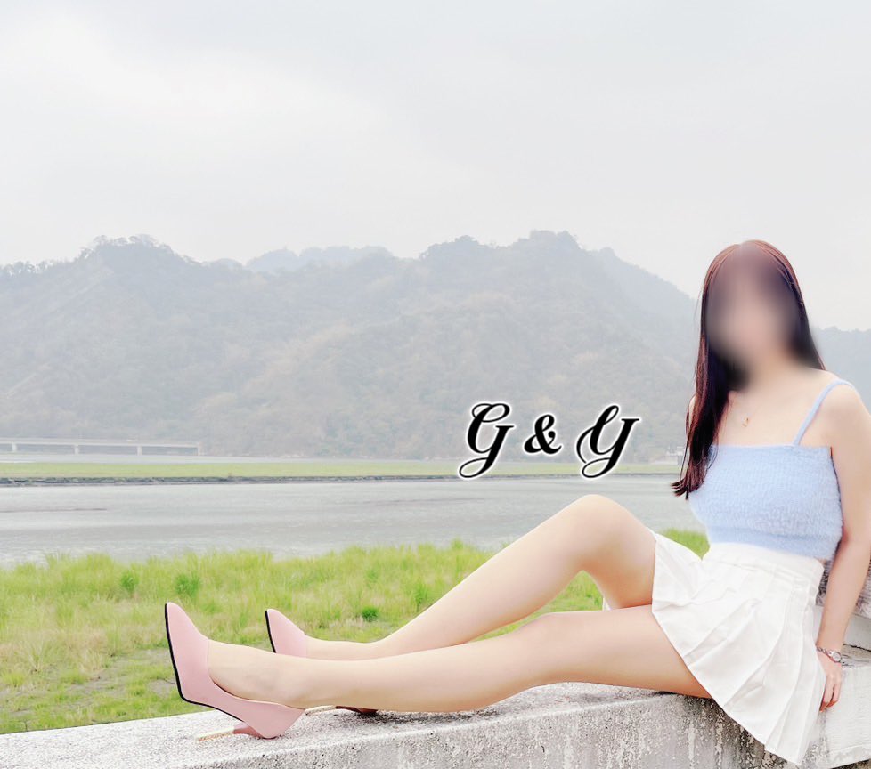 好山好水，此情此景

有你有我，生活滿分！

謝謝帥哥來攝影

不過究竟是攝還是射呢？😝😝

你猜猜🤭

#夫妻情侶聯誼 #同房交換 
#單男同樂請附自介和生活照 https://t.co/iLJWqzLqsu