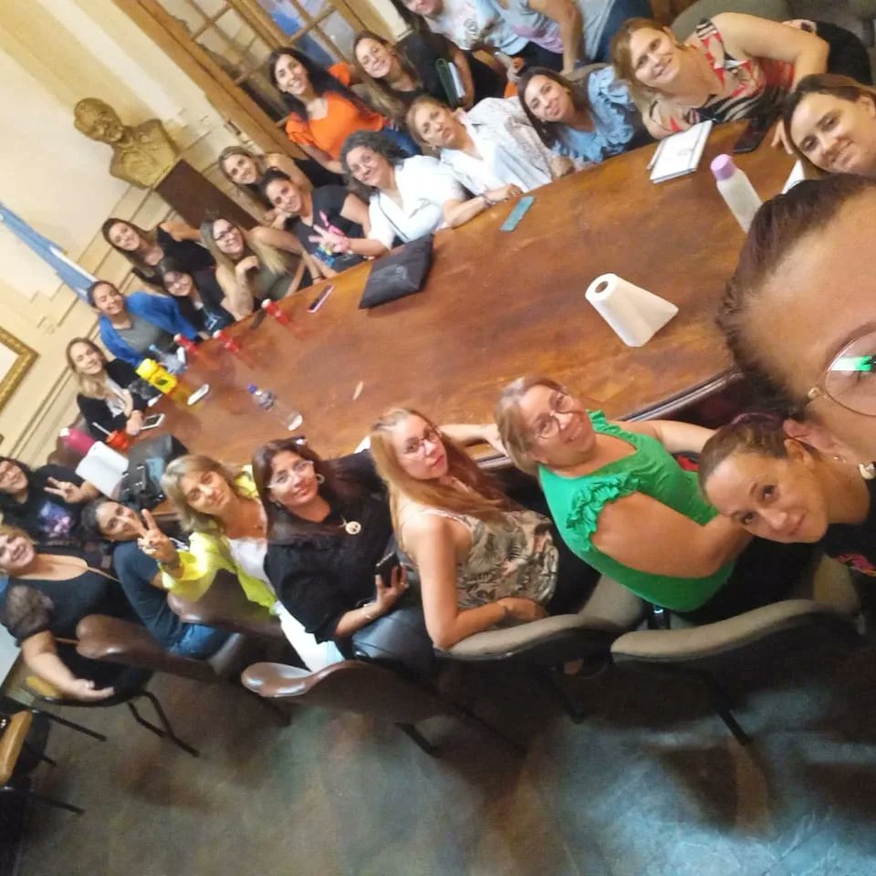 jsprosariook's tweet photo. Teniendo en cuenta fechas importantes en las que la Secretaría de Género de esta juventud realizará diferentes actividades tendientes a lograr la capacitación y armado de redes de contención primaria, https://t.co/AT9Q5n4Pvs