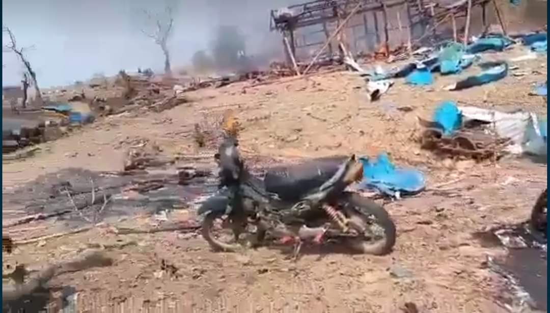 At least 100 people were killed in a junta air raid on Pazigyi Village in Sagaing’s Kantbalu Township on Tuesday. Junta aircraft dropped two bombs and strafed the village.  
#WarCrimesOfJunta
#EndImpunity
#2023Apr12Coup
#WhatsHappeningInMyanmar