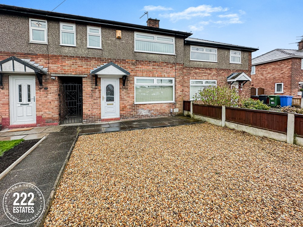 222Ltd's tweet photo. FOR SALE - Oxenham Road - £160,000 
No Onward Chain, Two Reception Rooms, Gardens to front and rear, Well proportioned bedrooms, EPC Pending, Neutrally Decorated Throughout, Call 222 Estates to arrange a viewing straight away! https://t.co/t0b769WLv6