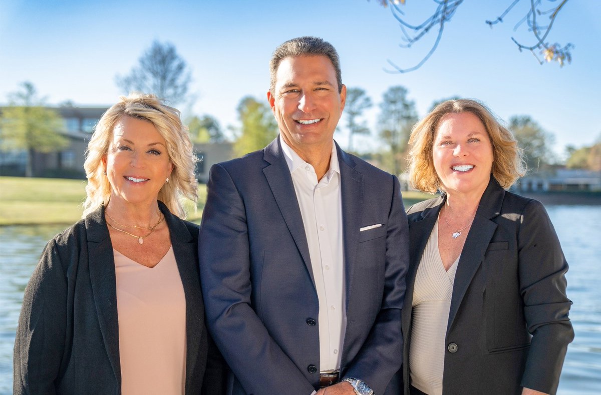 Lake Homes Realty is moving headquarters!!

Lake Homes Realty is preparing for long-term growth by adding two seasoned real estate executives to the team. Check out our article for more here 👉 lakehomes.site/3MzsYWp 

#realestatenews #realeastateindustry #lakehomesrealty