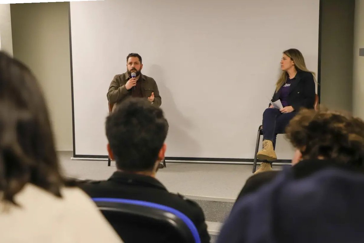 areledu's tweet photo. Dünyanın en büyük gıda teknolojisi topluluklarından olan FoodHack 4. İstanbul etkinliği Üniversitemiz ev sahipliğinde gerçekleşti. @artiarel desteği ile gerçekleştirilen etkinliğe sektörden üretici, akademisyen, girişimci, yatırımcı ve sektör profesyonelleri katıldı. https://t.co/ChQVXTIFc4