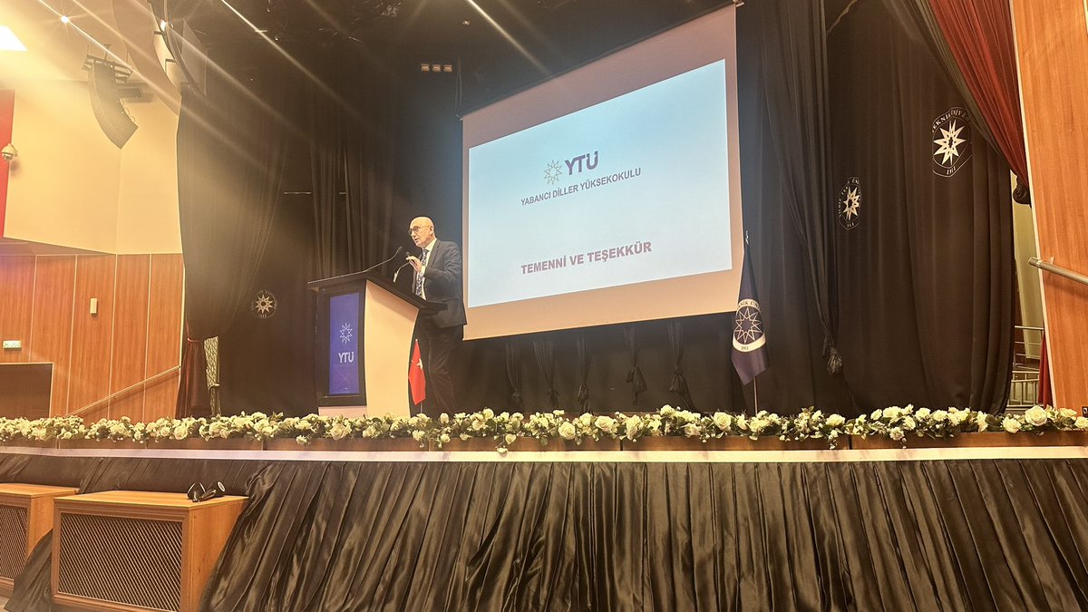 Sayın Rektörümüz <a href="/proftameryilmaz/">Tamer Yılmaz</a> hocamızın katılımı ile 2022-23 Yabancı Diller Yüksekokulu Akademik Kurulunu gerçekleştirdik 🌟 
<a href="/YildizEdu/">Yıldız Teknik Üniversitesi</a> 
<a href="/DrBekiroglu/">Nur Bekiroğlu</a> 
<a href="/SuzanKavanoz/">Suzan Kavanoz</a>