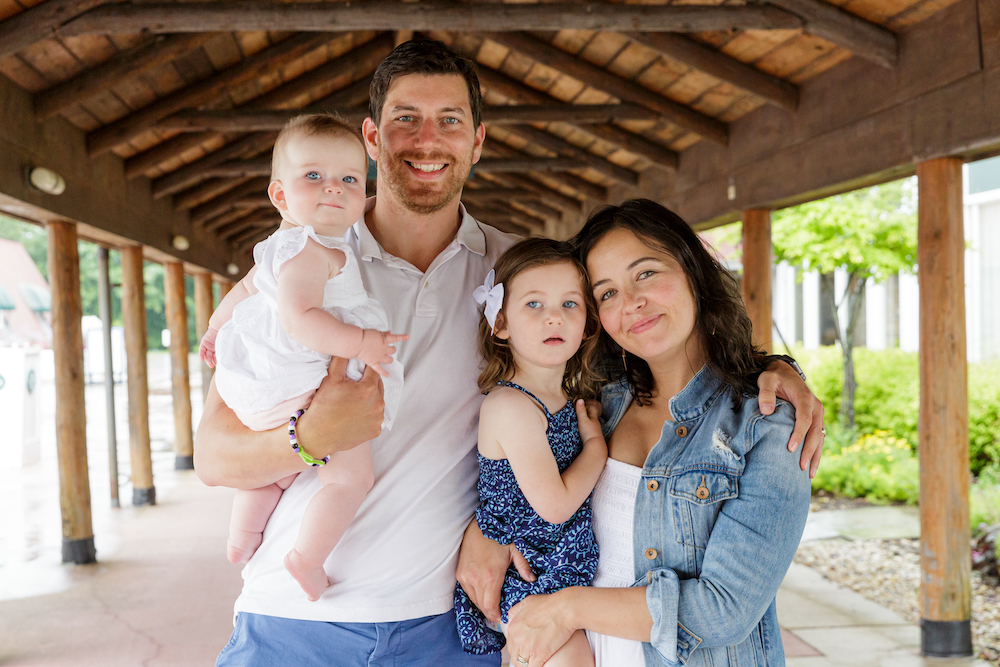AndrejkaH's tweet photo. We are closing out our extended family week photoshoots with Erin Jones's Family!

When it comes to planning your extended family photo shoot, the weather can be unpredictable! 

For the Jones Family, it was pouring rain that whole day. 

Full post:  https://t.co/XpOCarXWbc https://t.co/e5NCE3FKJP