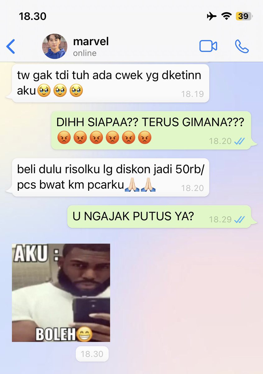 by_nitaa's tweet photo. cemburu gak

— mark lee few tweets au https://t.co/gyNJv7CQlP