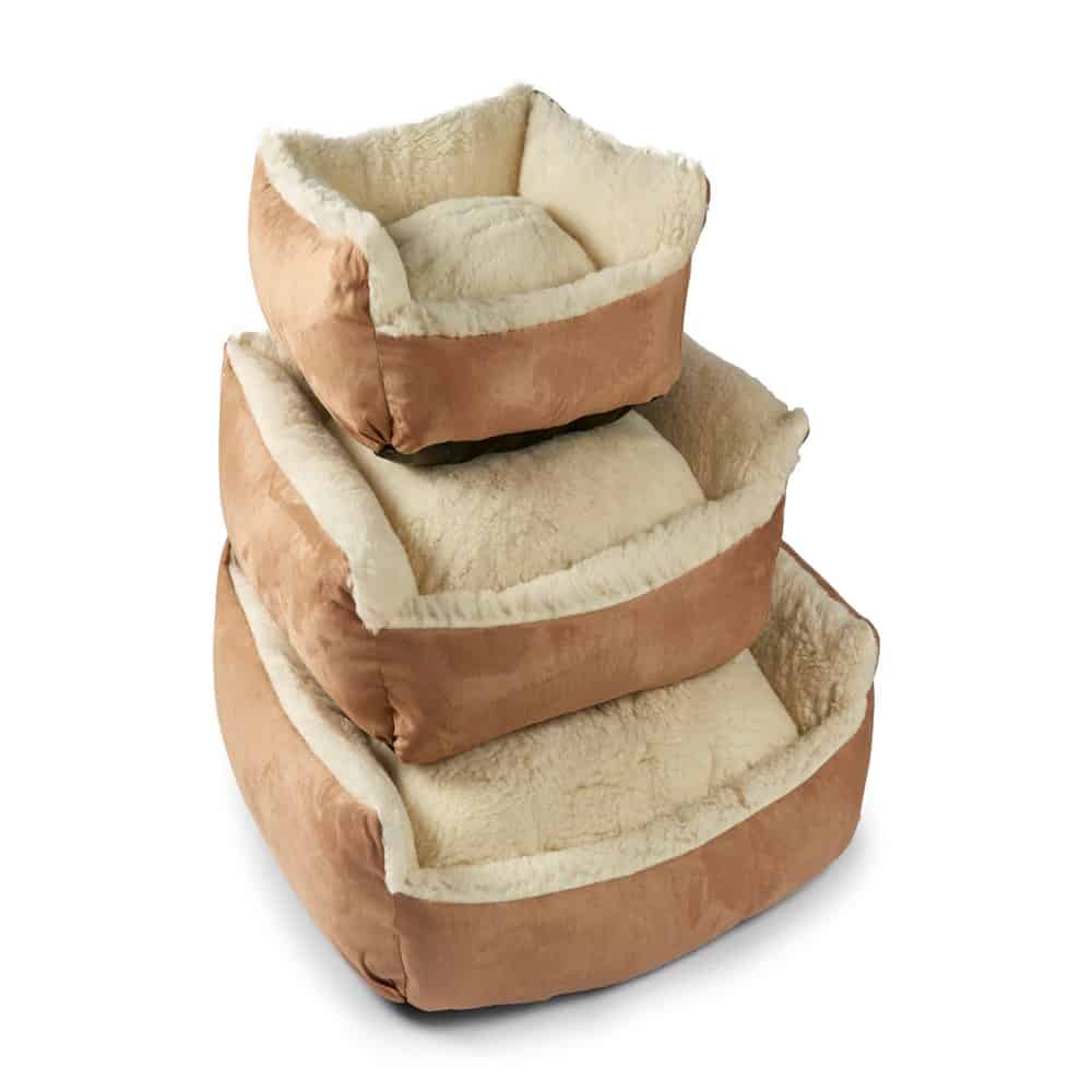 stylishdog's tweet photo. The beauty of Merino Wool. Cool in Summer and warm in winter. An ideal 'all-season' dog bed. 
#luxurydogbeds https://t.co/qhI4uKet5f