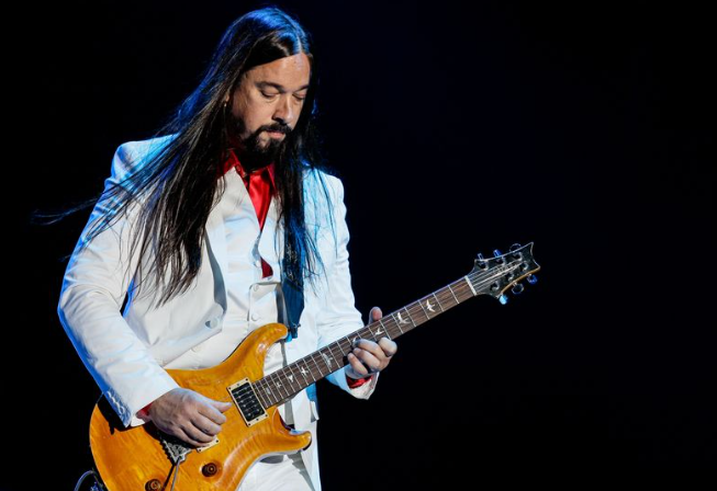 udiscovercanada's tweet photo. Happy birthday to legendary Canadian guitarist, Rob Baker! 🎂🇨🇦🍁
#RobBaker #TheTragicallyHip #Guitarist #Canadian #Rock #Blues #Canada #Kingston #Ontario https://t.co/GuAL3nQ66b