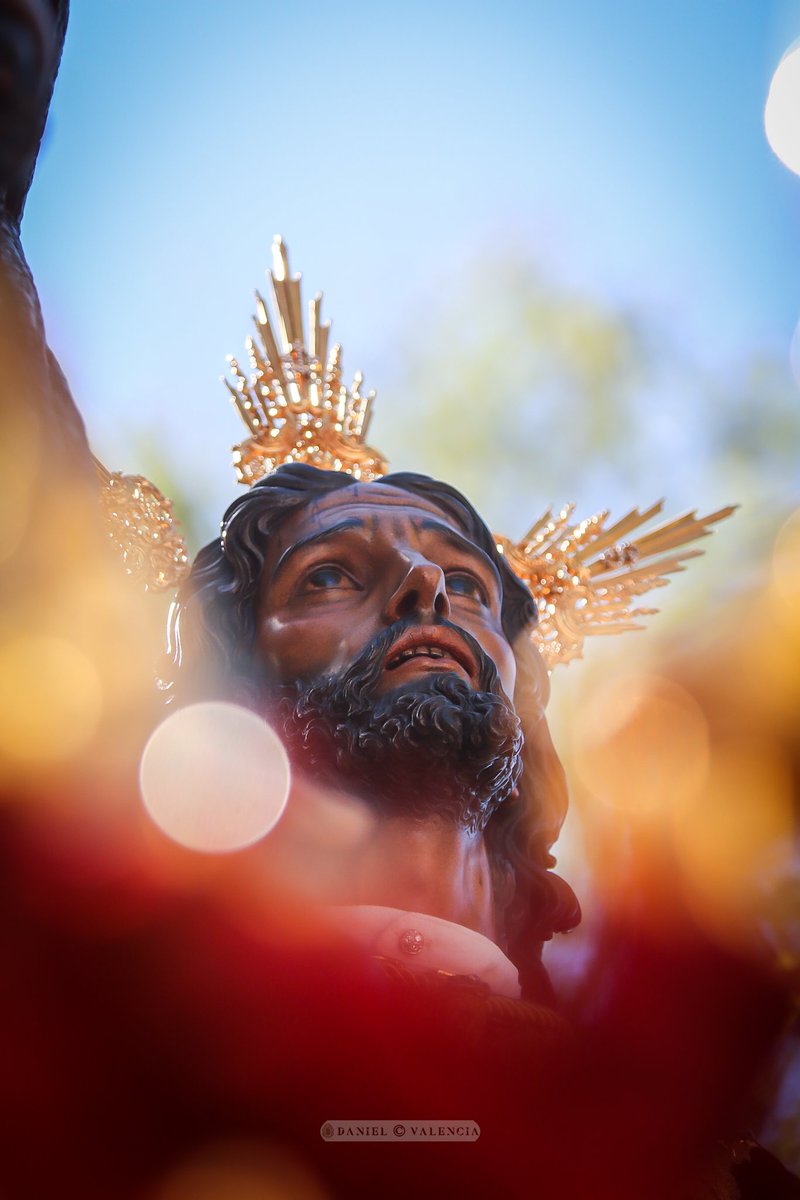 Bueno, pregunta seria Queréis fotografías del Pasado Domingo de Ramos?  

Despojado, borriquita,cena,hiniesta, estrella, amargura.... #SemanaSanta2023 #TDSCofrade