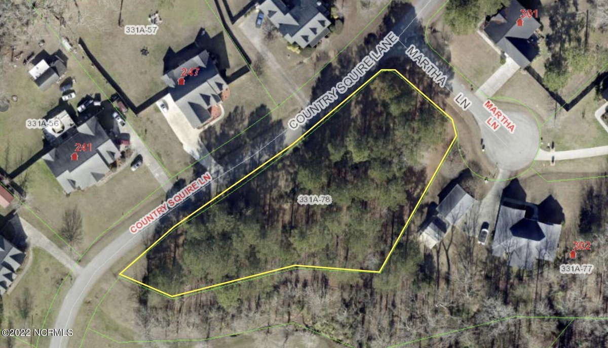 Harrison_Dorn's tweet photo. Beautiful wooded corner lot in Hinson Farms with over 500' of road frontage! Make it yours today! #HarrisonDorn #246CountrySquireLane #175k #Land #JacksonvilleNC https://t.co/C6nC3oxnLN