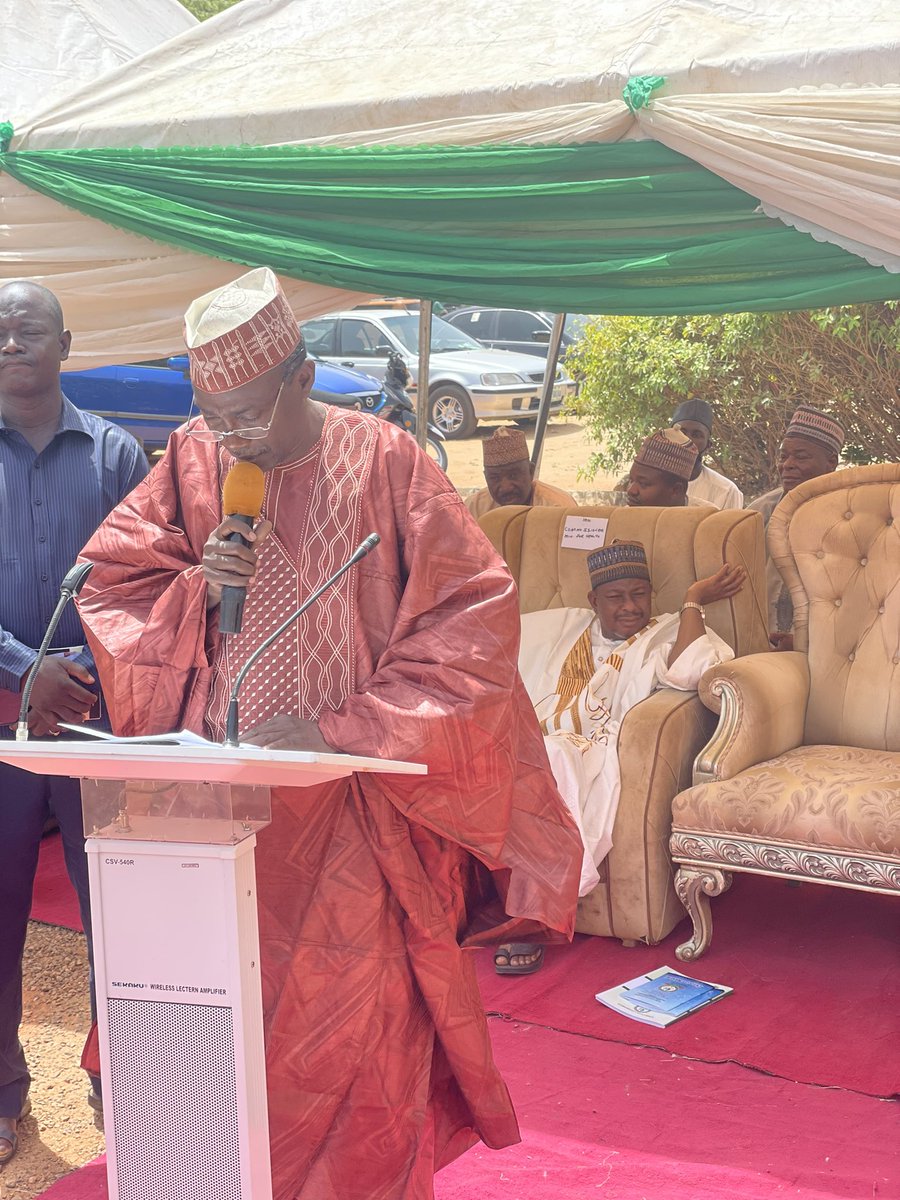 Kechema_'s tweet photo. Yesterday at the flag off ceremony of the formal sector enrollment in to the KECHES. The executive governor of Kebbi State H. E Sen. @AABagudu who was ably represented by the state SSG call on Civil Servants to support the agency for the smooth implementation of its program. https://t.co/CIpGWeR7qh