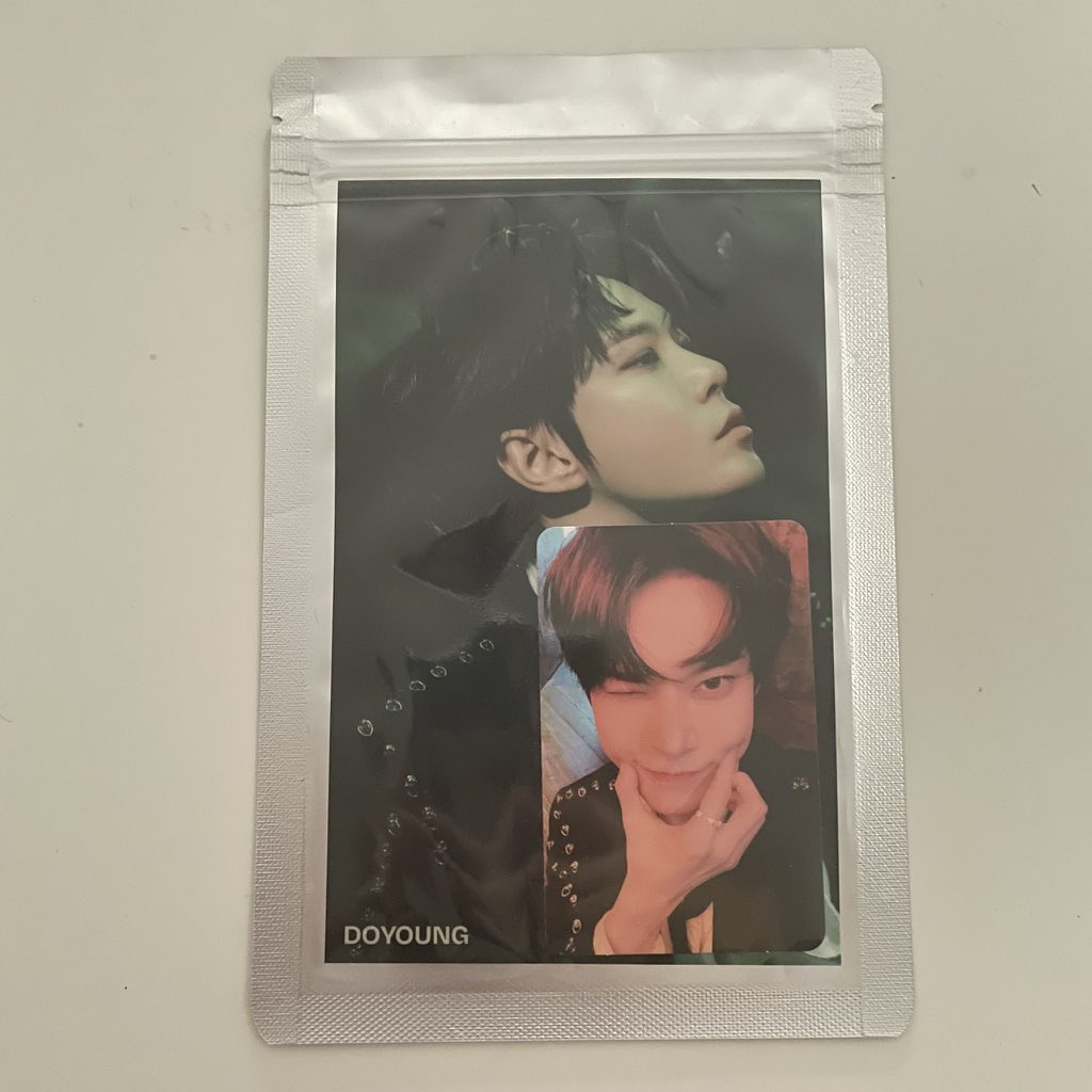 wishmemj's tweet photo. 𓏲࣪ โดยอง 4x6 100 ส่งฟรี ไม่เคยแกะ 𓍯
#ตลาดนัดnct #ตลาดนัดnct127 https://t.co/SBkqvPKinG