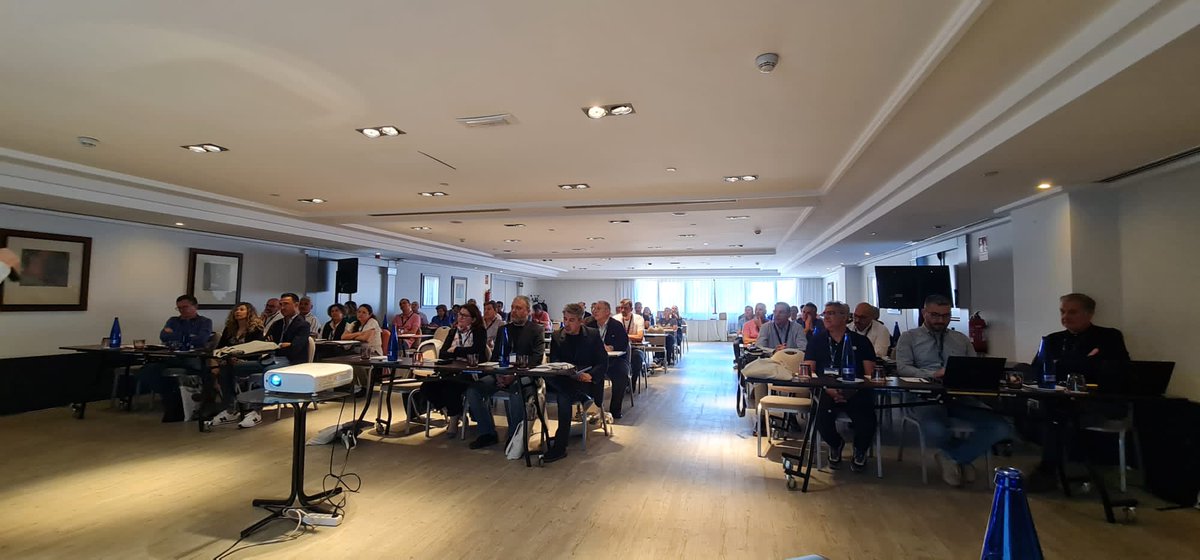 EndesaSie's tweet photo. Hoy estamos en nuestra II Asamblea de Delegados de @SIEEndesa. 
@Sie_ree @SieNaturgy @SIE_Energia https://t.co/ZoMS186t6p