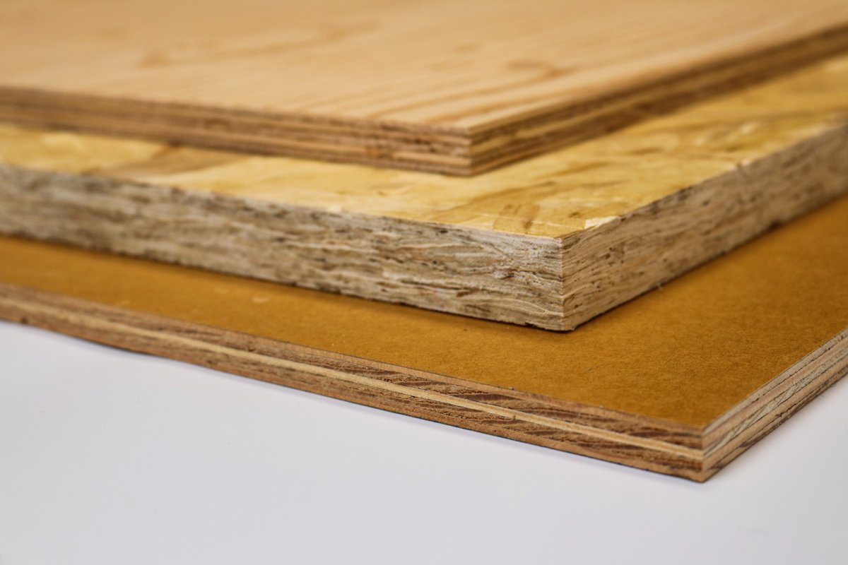 APAwood's tweet photo. Structural plywood and #OrientedStrandBoard panels come in a variety of surface textures, enabling you to choose the one that’s right for the intended application. We clarify the differences to help you select the one that’s best for the job. Learn more > https://t.co/DWKSodIqWp https://t.co/nfmiVQei7v