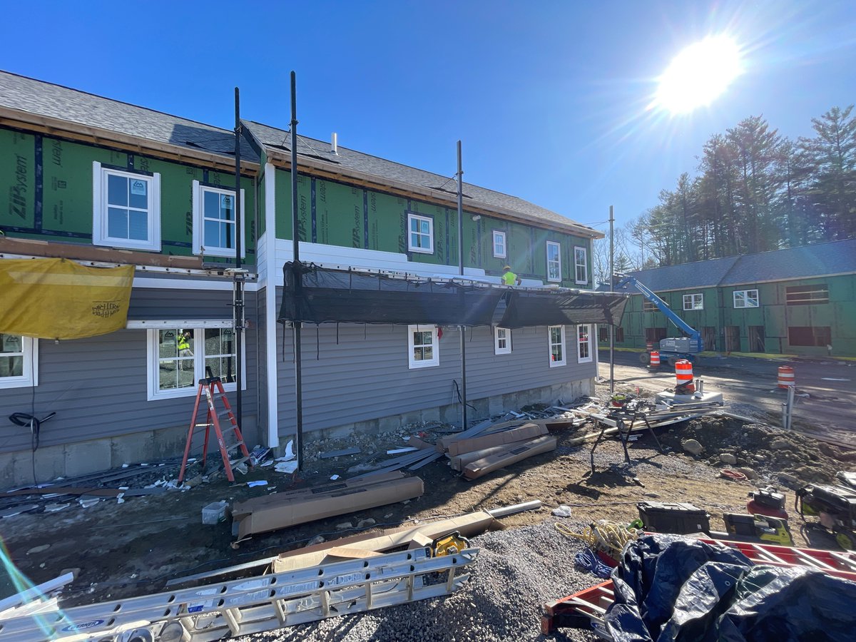 DakotaPartners_'s tweet photo. Siding work is underway at Woodland Village in Goffstown, NH!
To learn more, including leasing info, visit https://t.co/pcc2mSPlvU #DakotaDevelopments #CreatingHousingThatMatters #affordablehousing #LIHTC #PassiveHouse #PHIUS https://t.co/vp7ifvH9lH