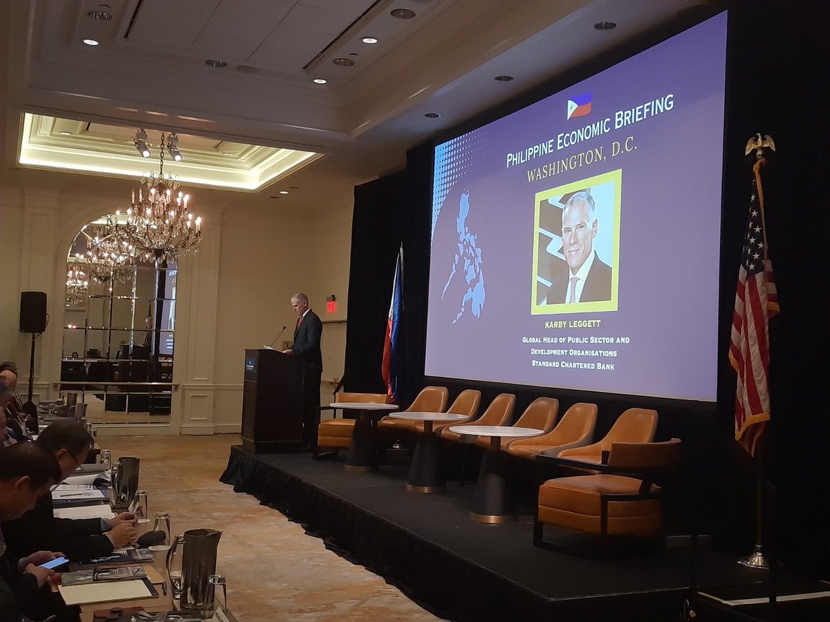 DEPDevgovph's tweet photo. ๐๐๐๐๐๐๐๐๐ ๐๐๐: NEDA Sec. @ambalisacan, @DOF_PH @SecBenDiokno, @DBMgovph Sec. Amenah Pangandaman, and @BangkoSentral Gov. Felipe Medalla discuss the country's economic performance at the Philippine Economic Briefing in Washington, D.C.
#PEB2023
#PatuloyNaPagsulong https://t.co/OMDVQ6FbfE