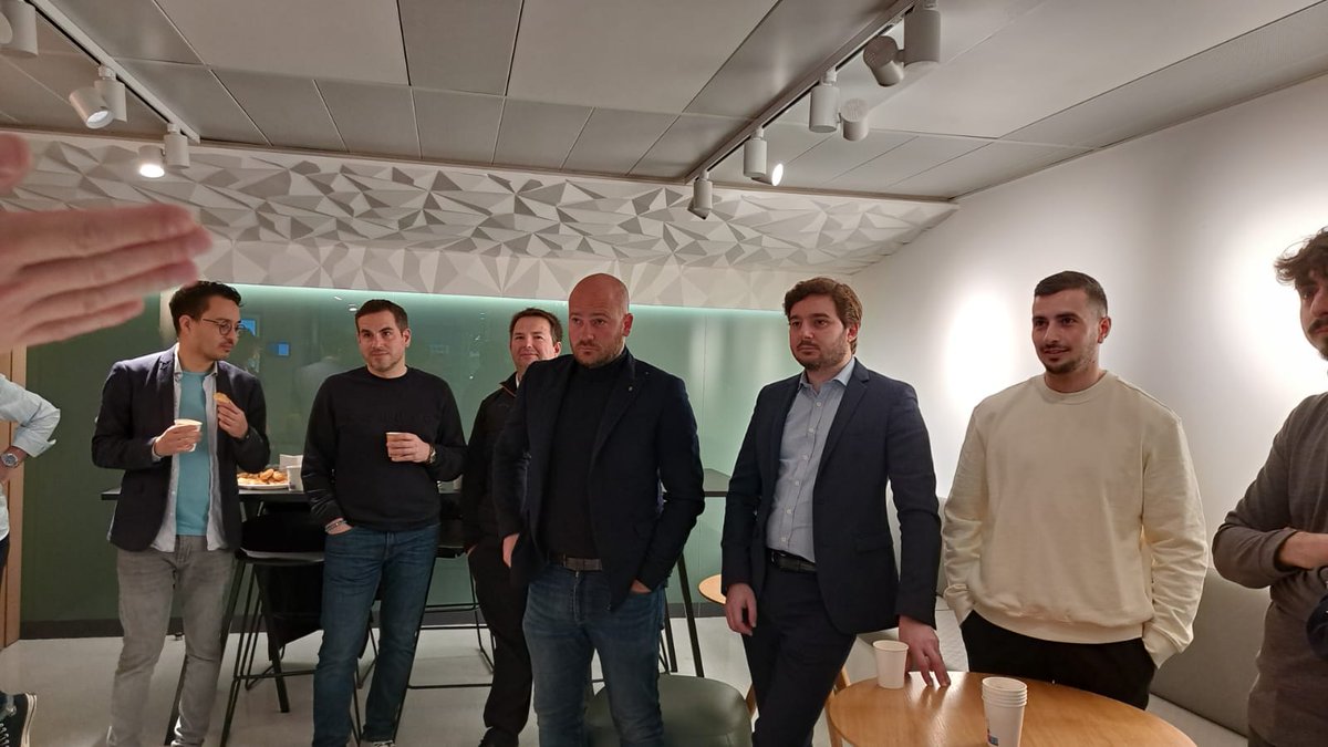 RoitmanVrd's tweet photo. ☕️🥐de Bienvenue pour les 5 #startups lauréates d'@Innest l'accélérateur de l'@OECParis. Avec des formations sur l'écosystème et des ateliers pour accompagner la croissance.
Un grand merci aux experts-comptables #betatesteurs pour leur mobilisation ! #OECParis https://t.co/lHS7AzGFjF