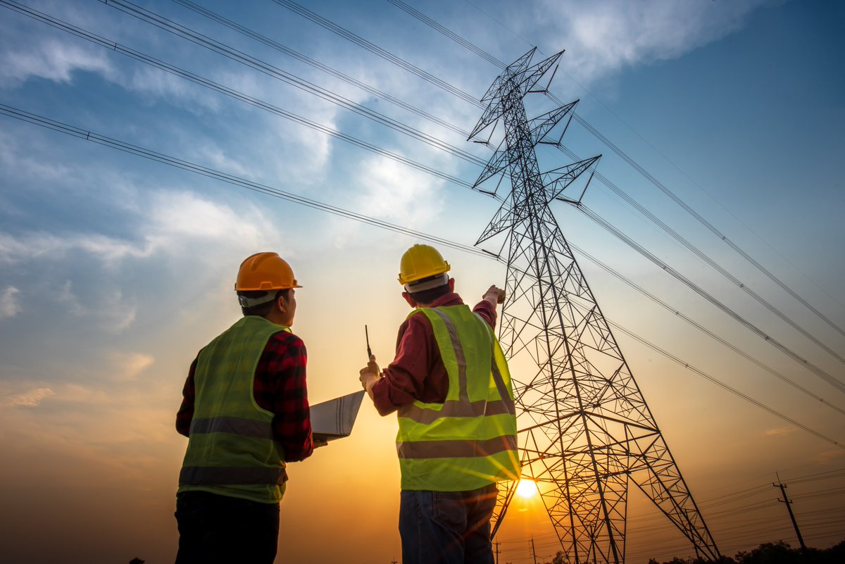 Our Trainer, Rowan, is in County Kerry today to deliver a 1 day Human Factors in Electricity & Gas Distribution Training Course. We hope that the participants have a great course !
#humanfactors #energydistribution #gasandelectric #safetytraining