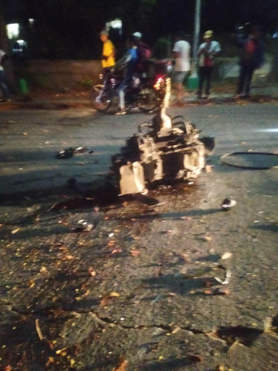 Xander_Sidamon's tweet photo. ‼️TRIGGER WARNING‼️
TRAUMATIC EVENT: CAR ACCIDENT

Hello everyone,

My friends and I were involved in a car accident last April 3, 2023. Unfortunately, my friend was severely injured. She was first admitted in General Trias Doctors Medical Hospital, yet because of the heavy... https://t.co/LoQZ6YdIAq