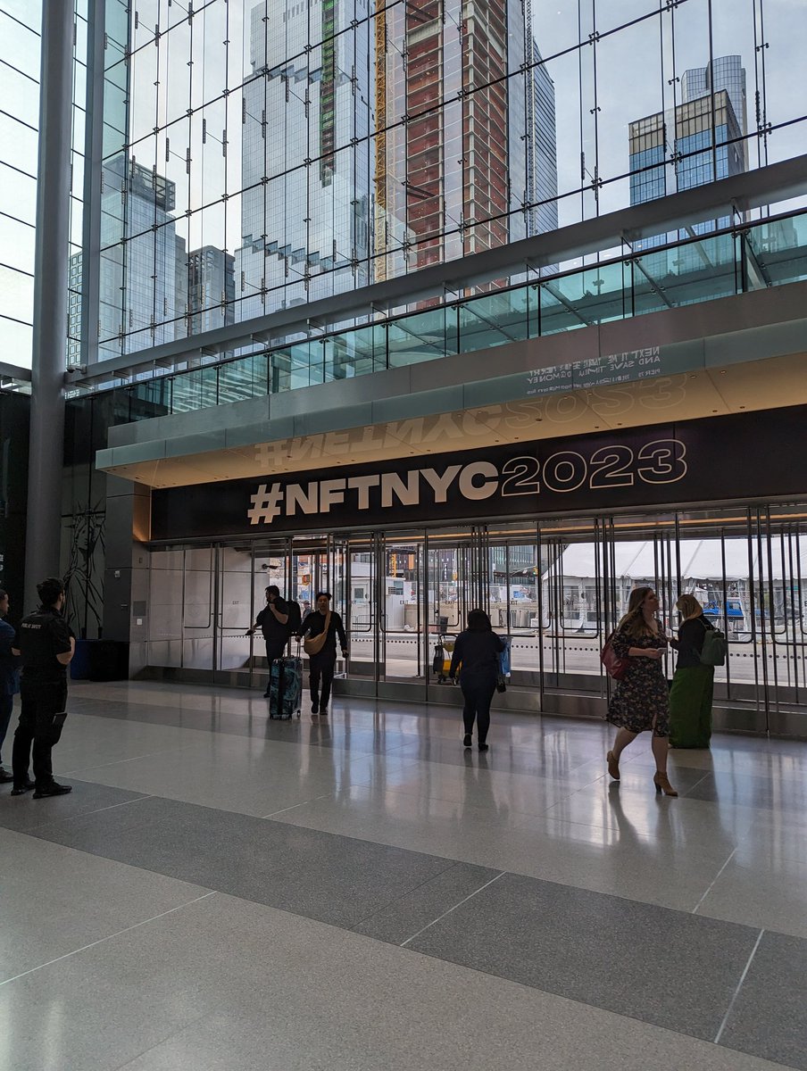 NftSmasher's tweet photo. #NFTSmasher at #NFTNYC2023 https://t.co/dOhbEK1yqc