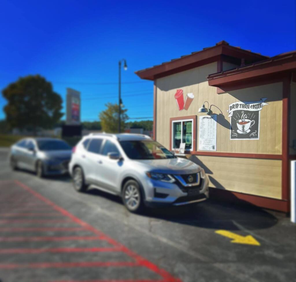 DripThruCoffee's tweet photo. This #tinycoffeeshop turns 7 in December! 💫 Thank you for supporting her and sister store in @mainstreetcollegepark over the years! 💙
#specialtycoffee #tinybutmighty https://t.co/CmBgiYKX2F https://t.co/3ePoWy7DwV