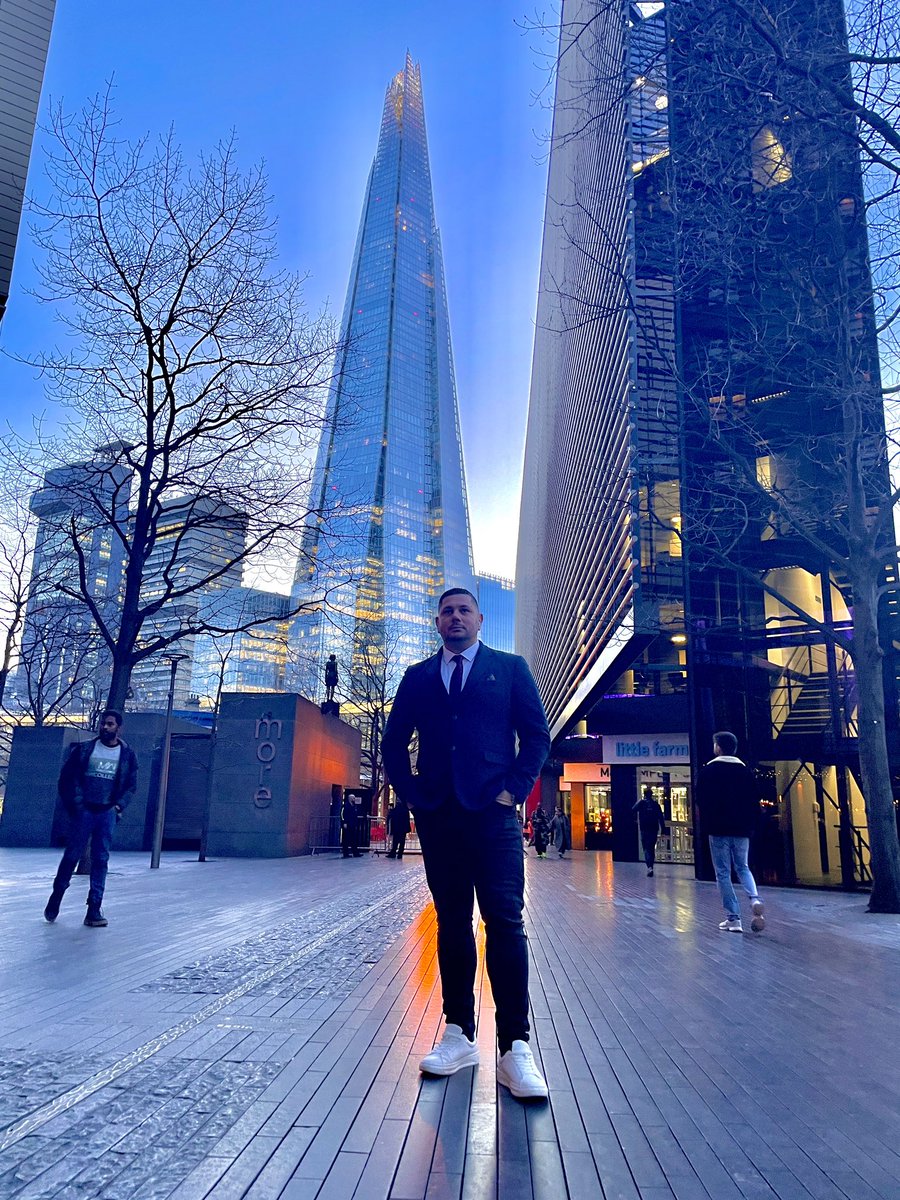 Andozaydinlik's tweet photo. İnsan önce hedef koymayı bilmeli! Sonra hedefe giden yolu sapmadan takip etmeli!
#internationaltrade
#amazon
#amazonfba
#tradeforbetterlife
#befree
#makeyourgoals https://t.co/szQycaPggq