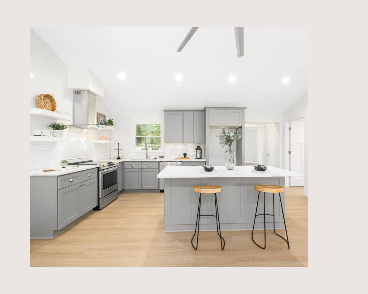 tkd_Uxbridge's tweet image. White Clean Modern Minimalist Kitchen Inspiration. #kitcheninspiration #kitchendesign #kitcheninteriordesign