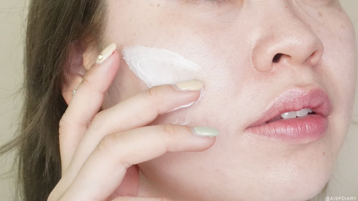 aispdiary's tweet image. #เรื่องผิวต้องเชื่อsis เขาสิคะ❗️กันแดดที่ดี คือกันแดดสกินซิสต้า🧡ยกให้เป็นกันแดดตัวแม่ กันแดดที่ทาแล้วหน้าไม่มัน มีอยู่จริง❗️ครบจบในซองเดียว กันแดด กันสิว กันฝ้า กัน PM2.5 เนื้อซิลกี้มูส เกลี่ยง่าย คนผิวมันอย่างเรา บอกเลยว่าเอาอยู่ ชอบมากกกก พิกัด 7-11, CJ #ใช้ดีบอกต่อ