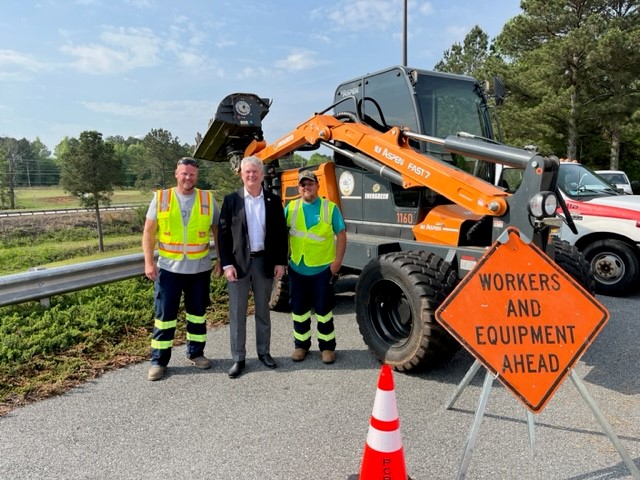 On April 6, 2023 U.S. Representative Mike Collins visited Putnam County and talked with community leaders and elected officials. He also had the opportunity to interact with citizens during Government Fun Day.