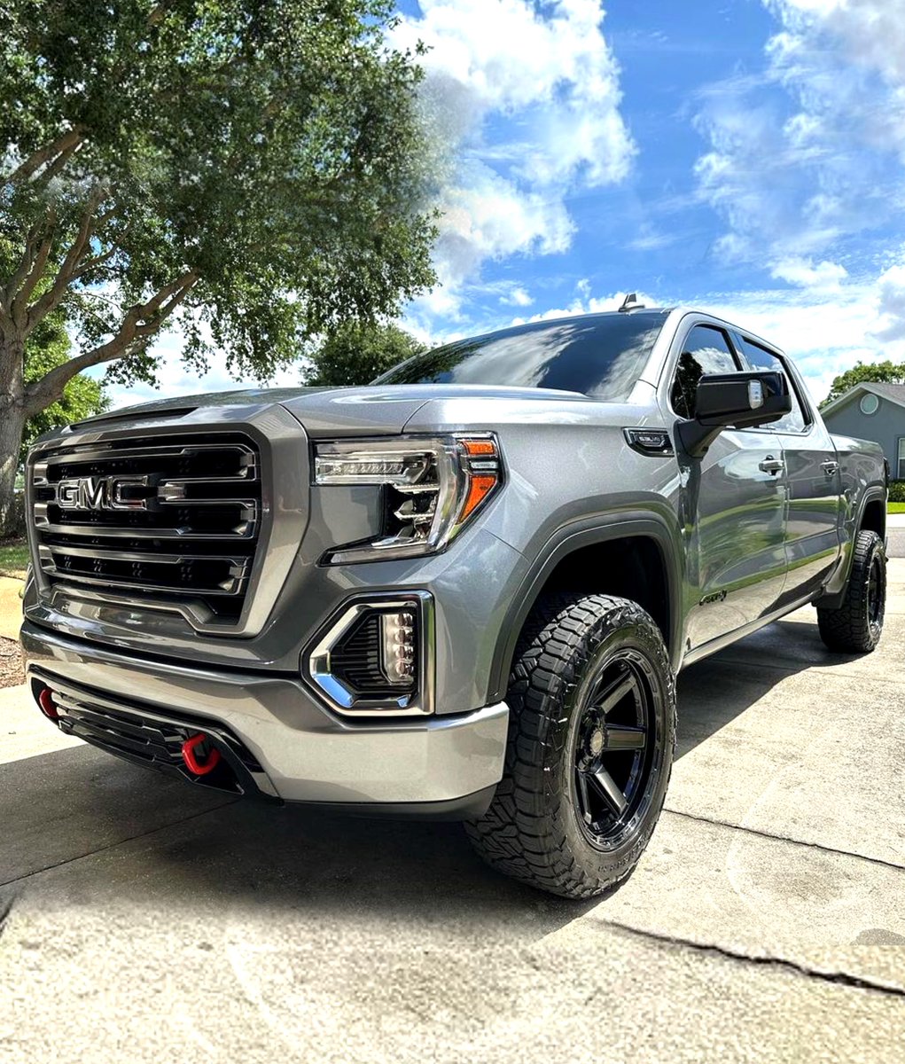 4PlayWheels's tweet photo. Owner:   @ tigerkiger 
 
perfect setup on this GMC 1500 Sierra Denali 
 
Wheel setup:
22x10 4P63 
in stock NOW

#gmc1500 #gmctrucks #sierra #sierradenali #denali #4playwheels #liftedtrucks #4p63 https://t.co/MtZ74o0wRw