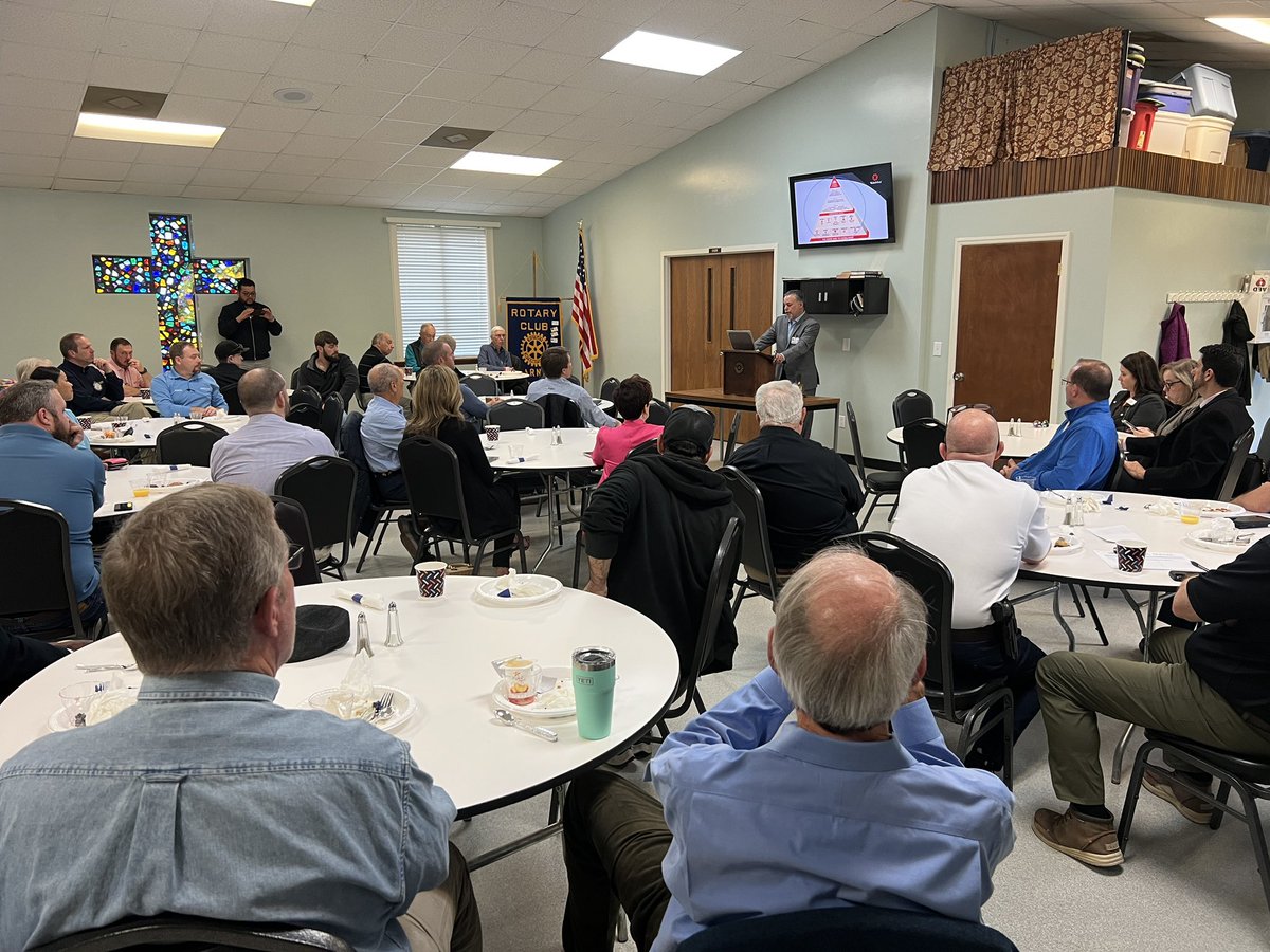 Thank you to the Garner Rotary Club for hosting the April Business Exchange Breakfast! It was exciting to hear about the WakeMed Health &amp; Hospitals expansion coming to Garner! wakemed.org/about-us/news-…

#GoGarner #LoveGarner