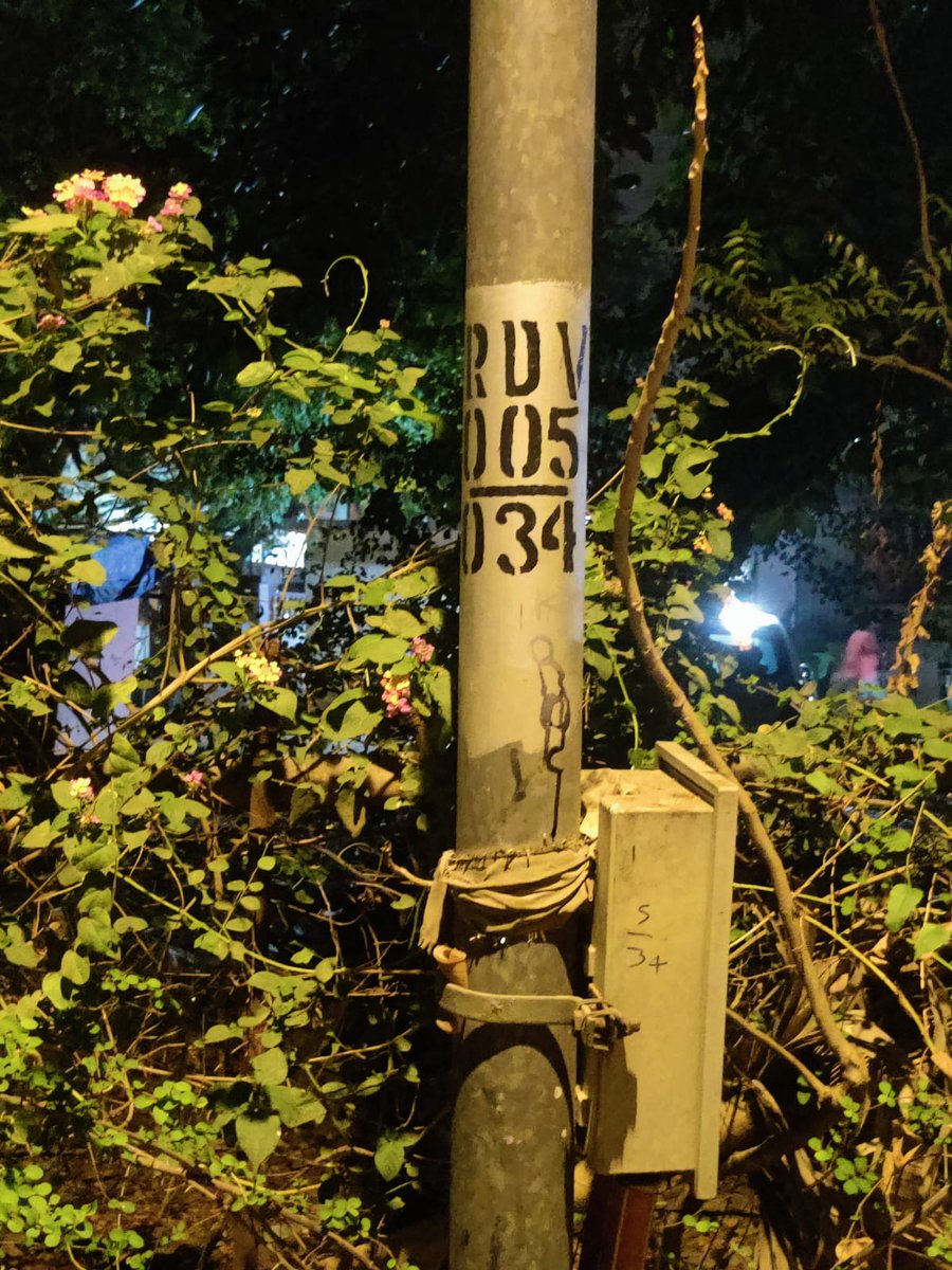 chef_sushrut's tweet photo. @mybmc @mybmcWardRC Need to install new light poll to avoid crimes. Road is unsafe for pedestrian to travel from new link road to New MHB Colony. @Adani_Elec_Mum Please install new light poll after light poll number - RDV 005/043 @BandBajaateRaho @BuyersWatchDog https://t.co/wWJV8tiZeQ
