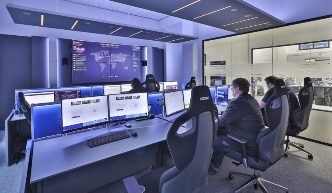 kontrollraum's tweet photo. Wie kann man Betriebsstrukturen permanent auf Sicherheitslücken prüfen🤔?
JST zeigt es im neu eingerichteten #ManagedServiceCenter des Security-Experten Axians IT Security GmbH 🔐👉https://t.co/bBQGZE5Ygj
#ManagedServices #managedsecurityservices https://t.co/R221QpbT0K